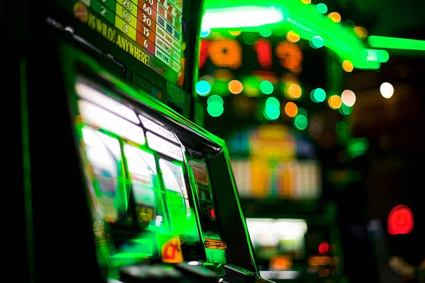 gocengqq live blackjack table on mobile screen with dealer and game controls